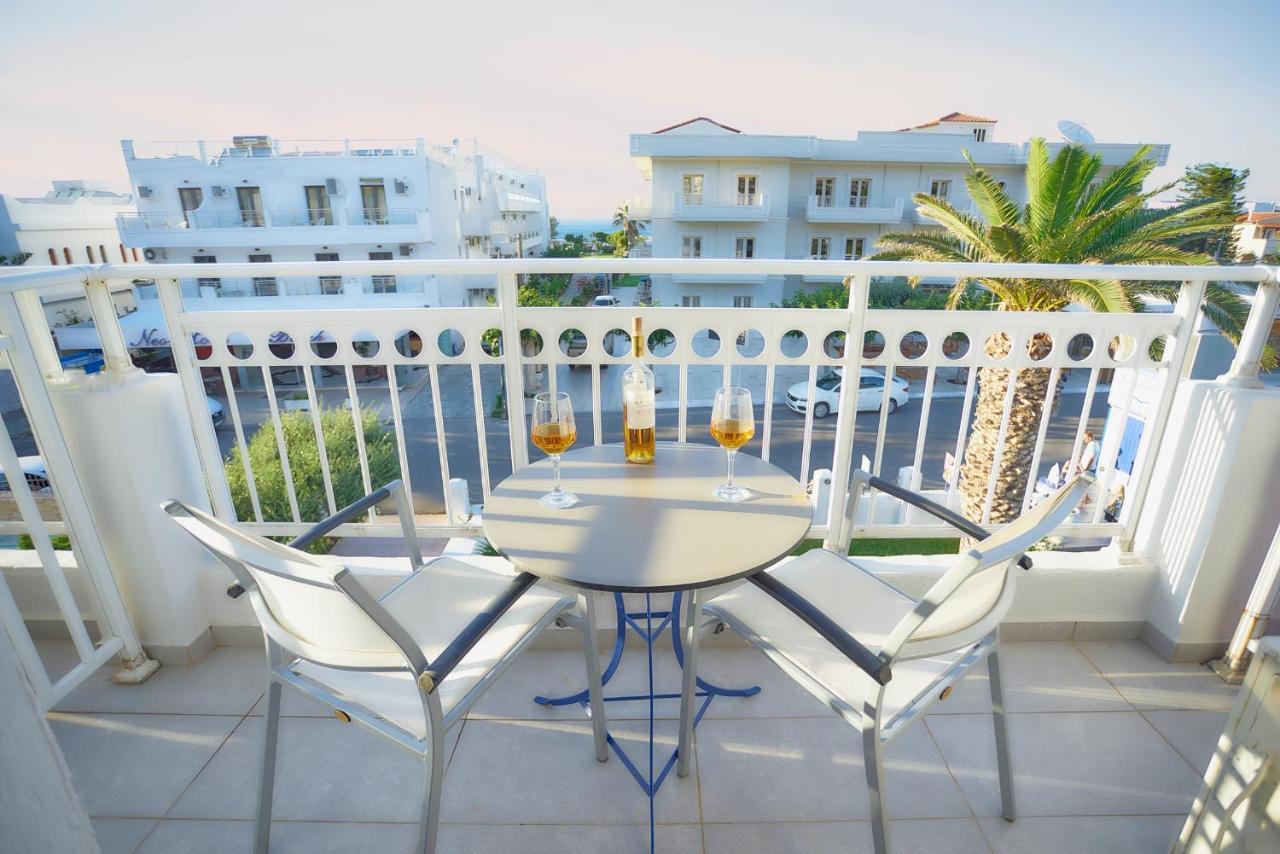 Stalida Sergiani Garden Hotel Apartments מראה חיצוני תמונה