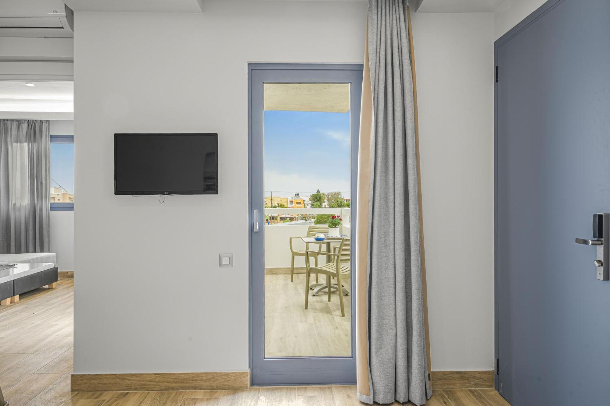 Stalida Sergiani Garden Hotel Apartments מראה חיצוני תמונה