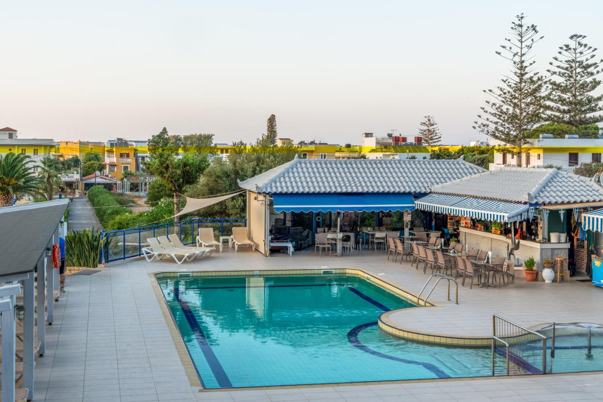 Stalida Sergiani Garden Hotel Apartments מראה חיצוני תמונה