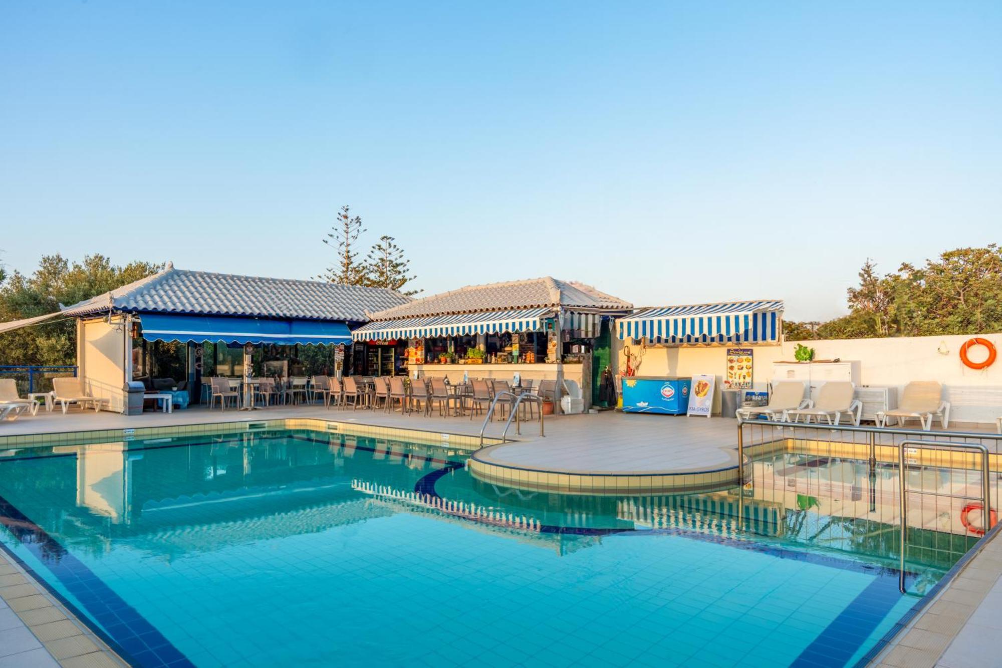 Stalida Sergiani Garden Hotel Apartments מראה חיצוני תמונה